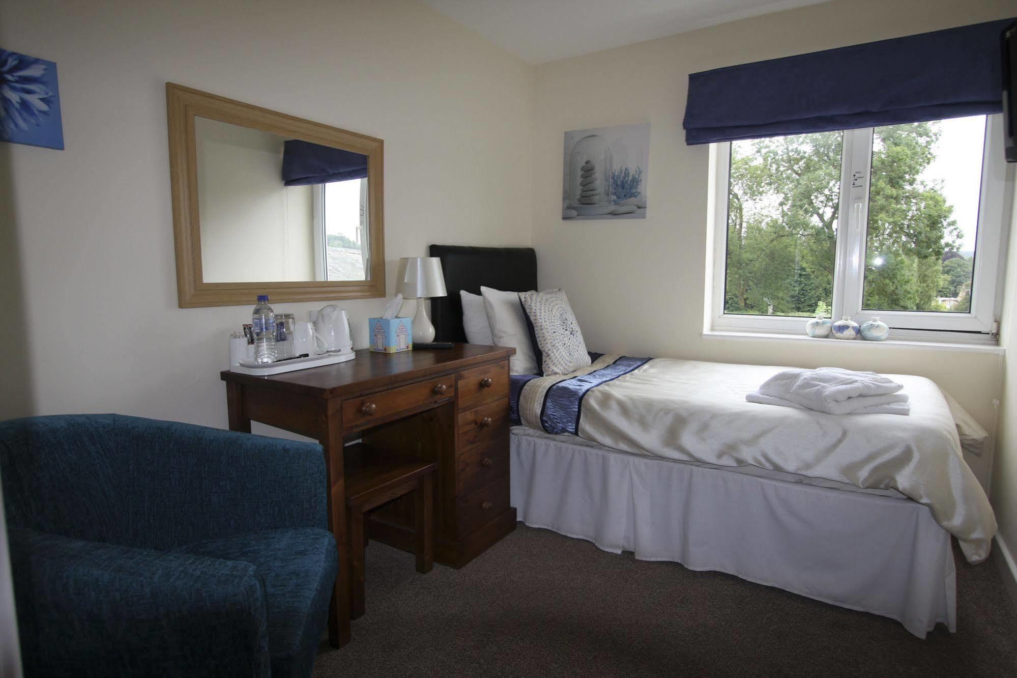 Broadwell Guest House Мериден Экстерьер фото